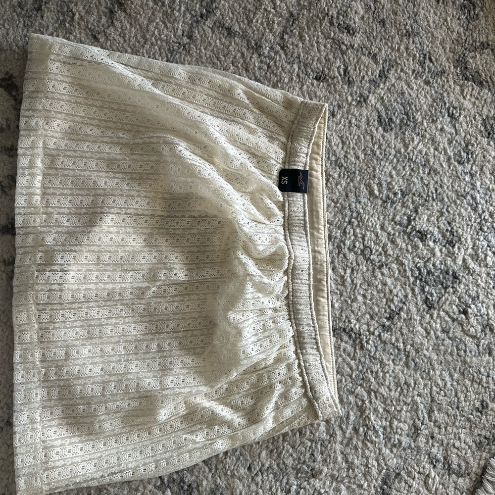 Hollister Cream Bubble Mini Skirt with Ribbed Texture